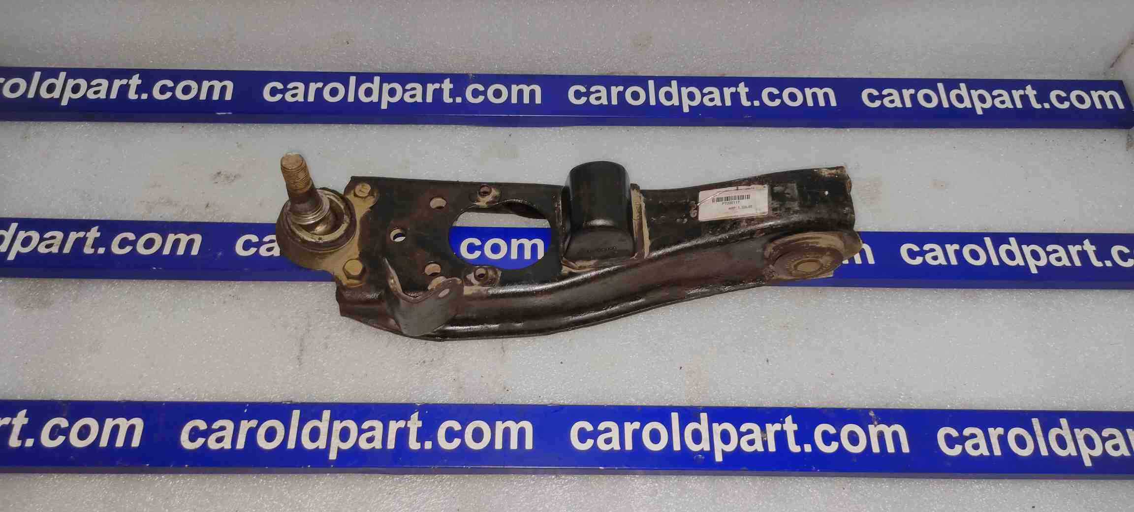 TOYOTA QUALIS LOWERARM FRONT RIGHT SIDE